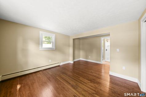 10 Lox Lane Enfield CT 06082