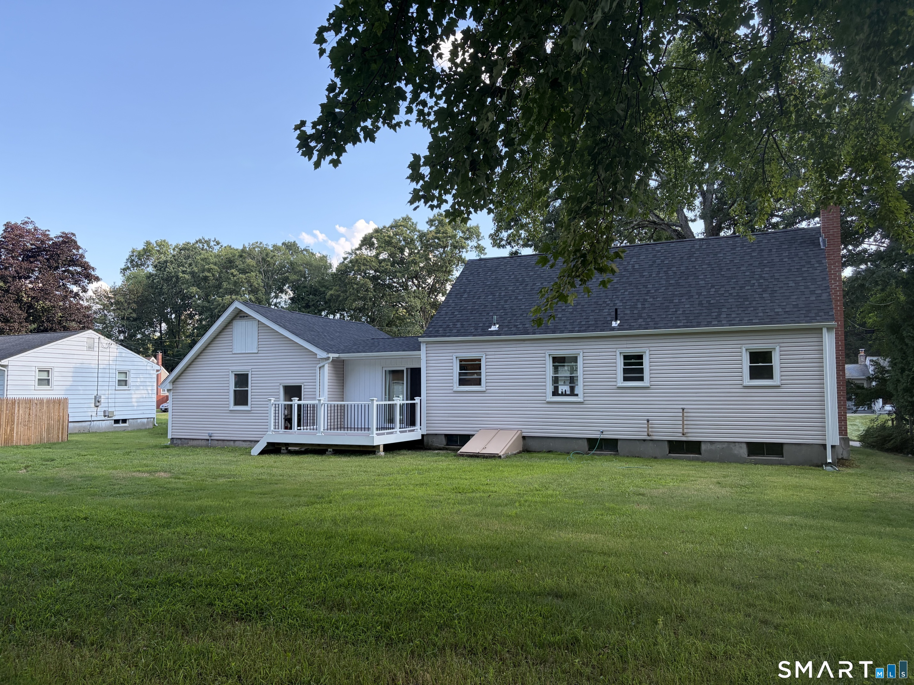 10 Lox Lane Enfield CT 06082