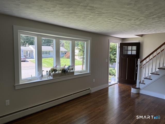 10 Lox Lane Enfield CT 06082