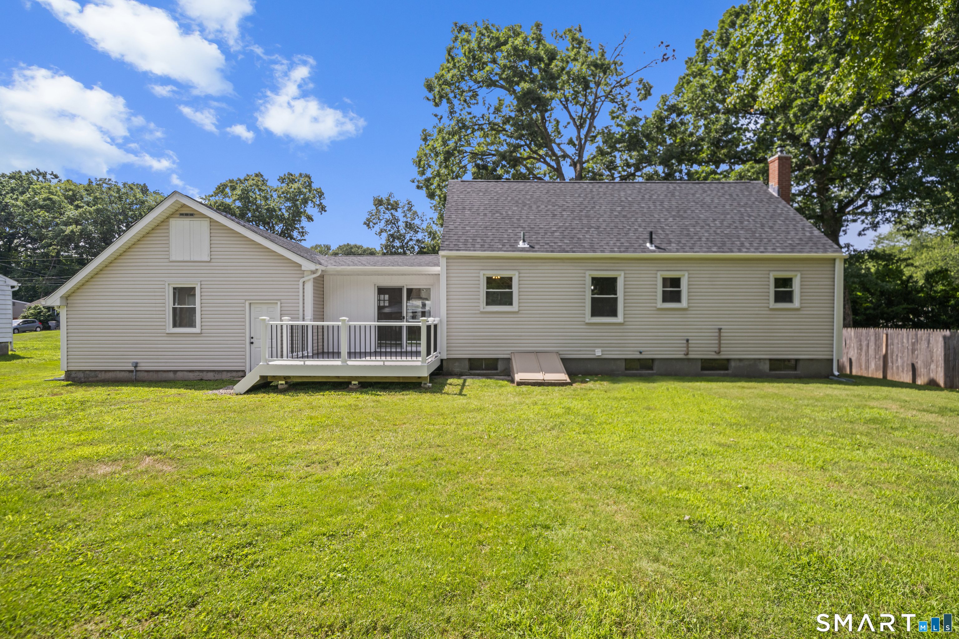 10 Lox Lane Enfield CT 06082