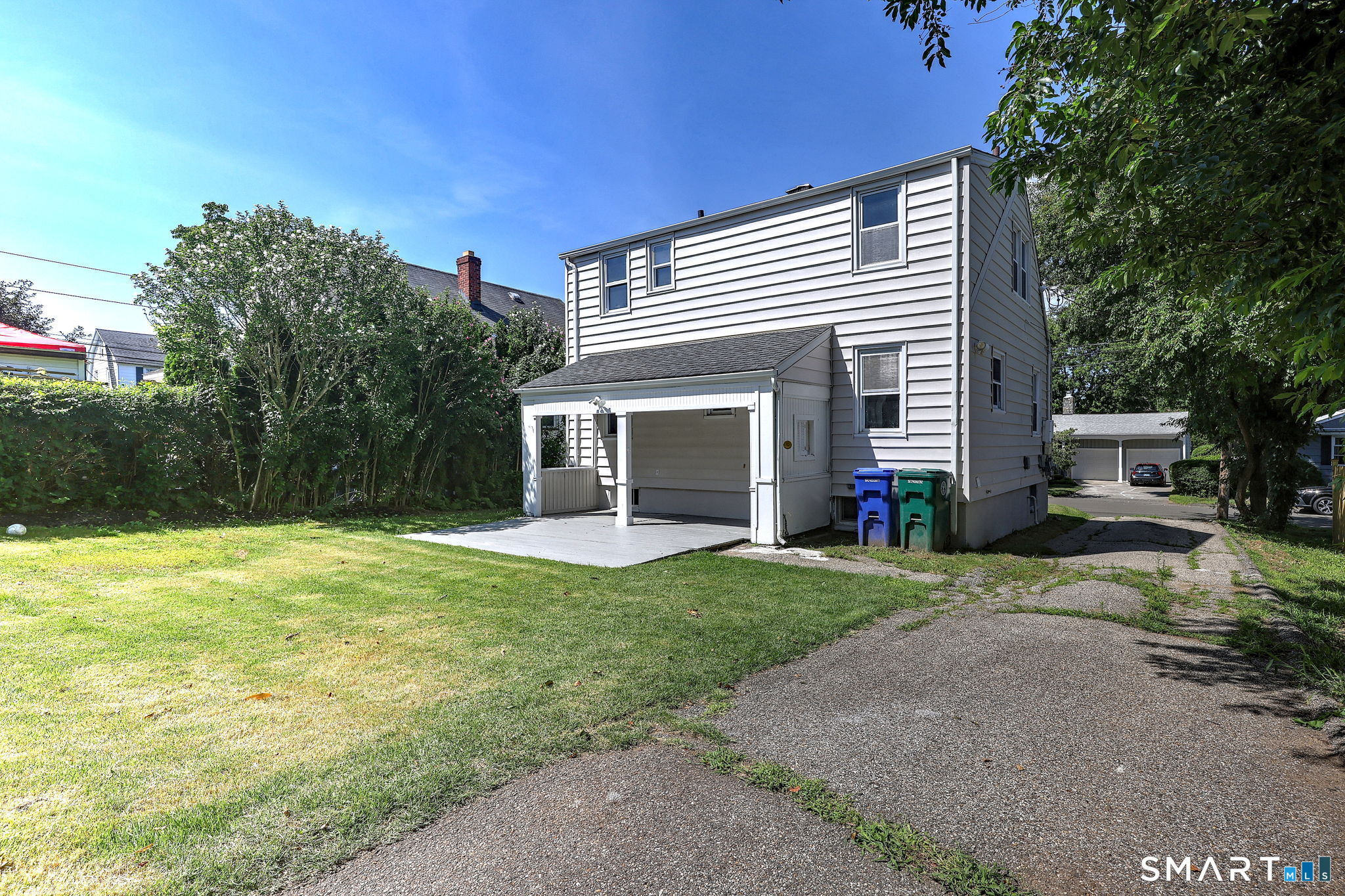 18 Drake Street Stratford CT 06614