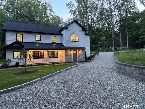 9 Bradley Lane Newtown CT 06482