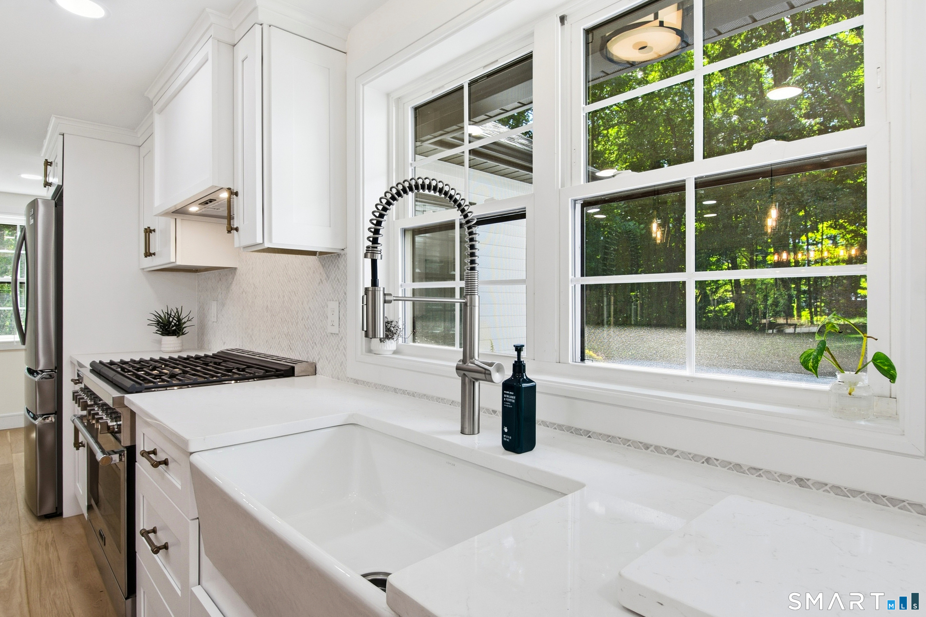 9 Bradley Lane Newtown CT 06482
