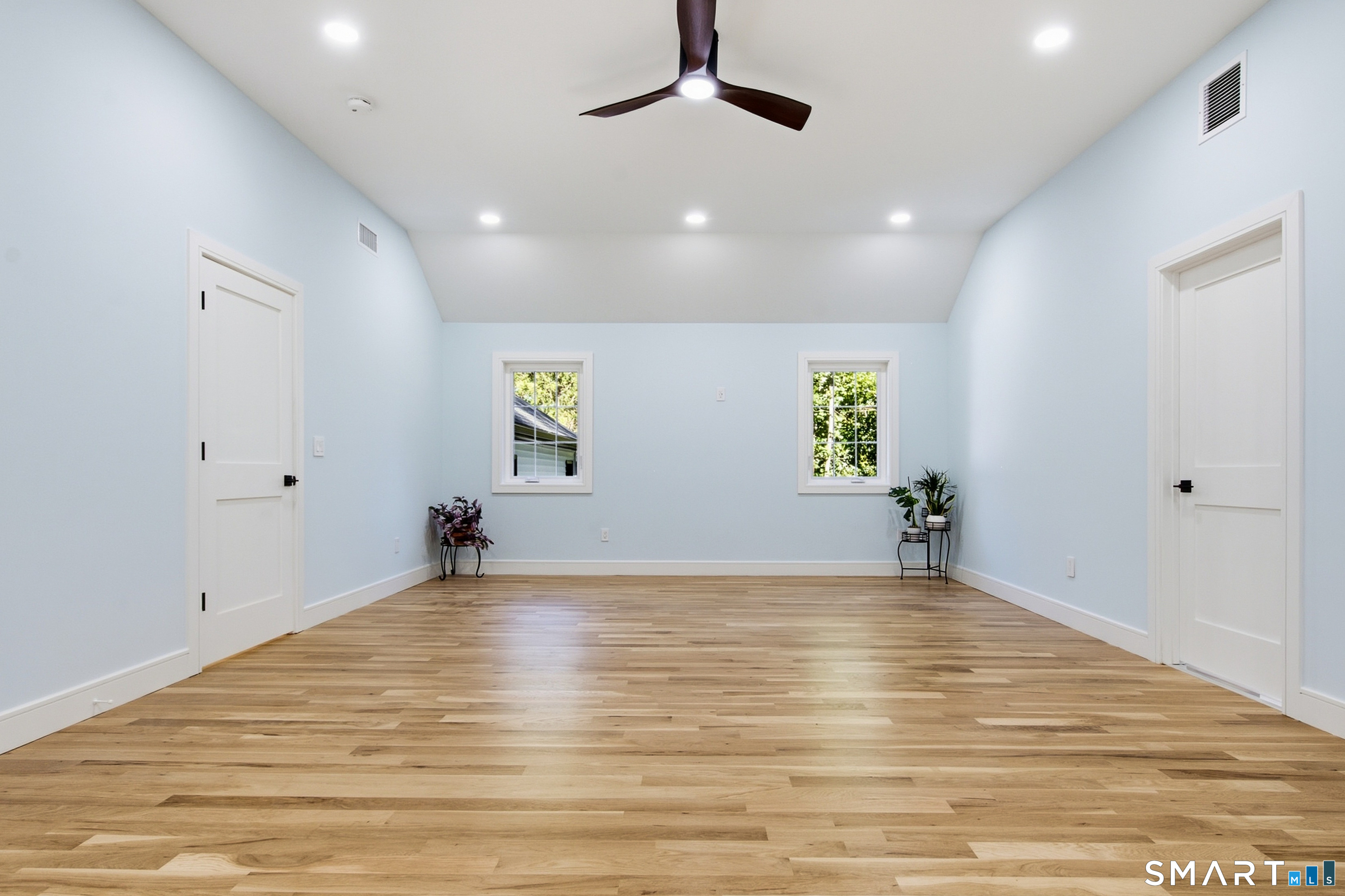 9 Bradley Lane Newtown CT 06482