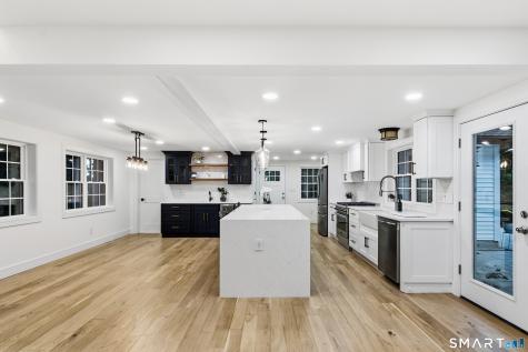 9 Bradley Lane Newtown CT 06482