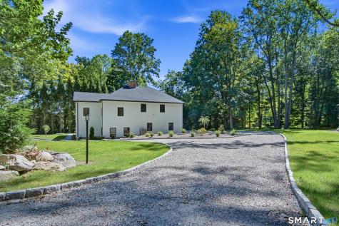 9 Bradley Lane Newtown CT 06482