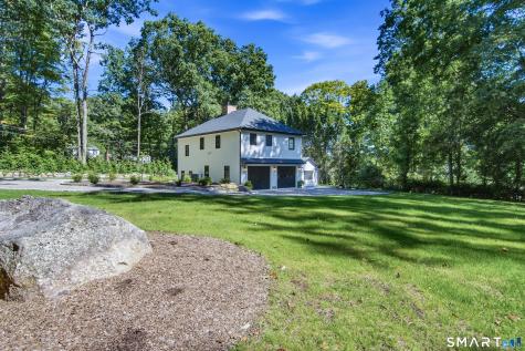 9 Bradley Lane Newtown CT 06482