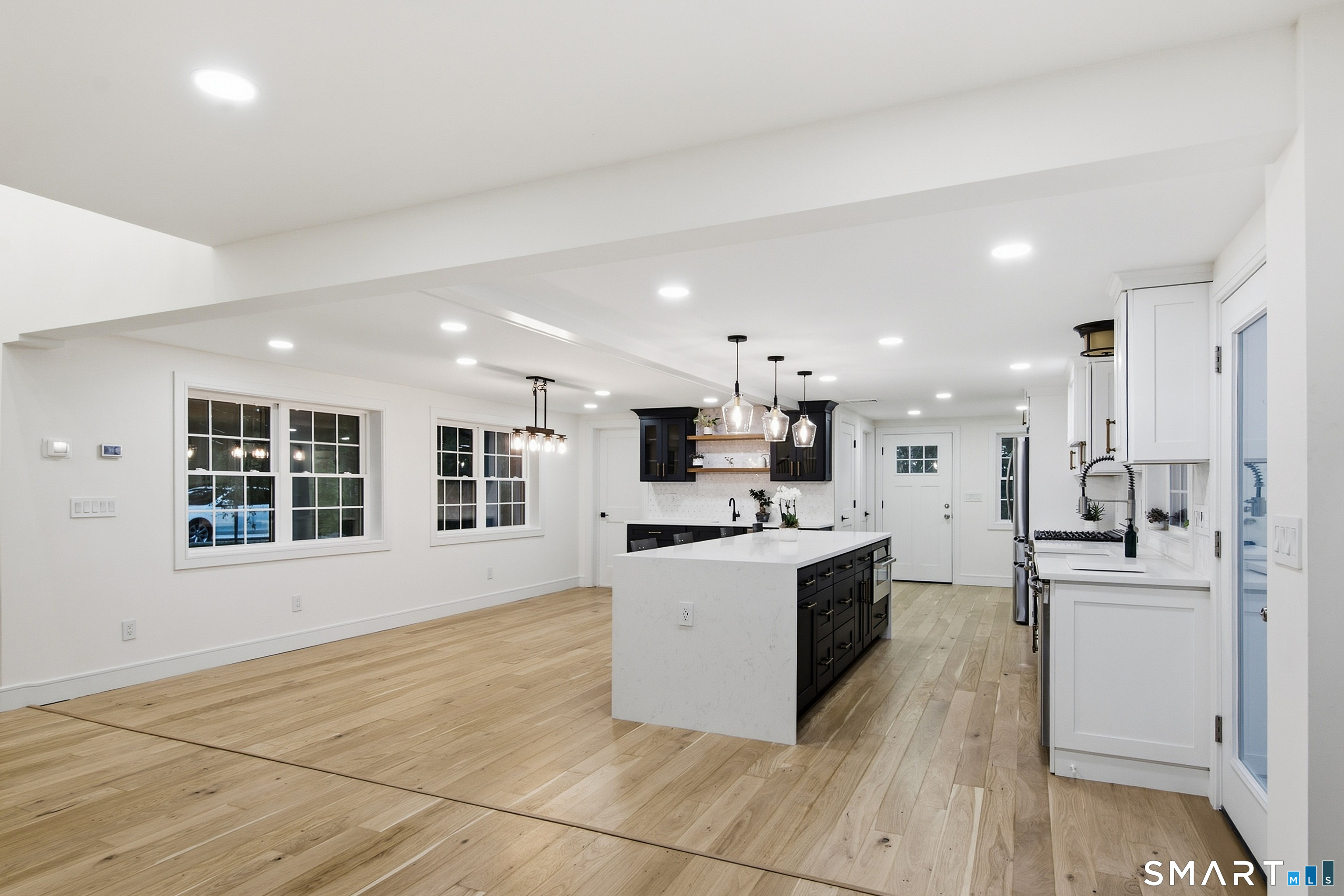 9 Bradley Lane Newtown CT 06482