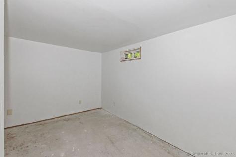 3 Pattagansett Court East Lyme CT 06357