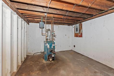 3 Pattagansett Court East Lyme CT 06357