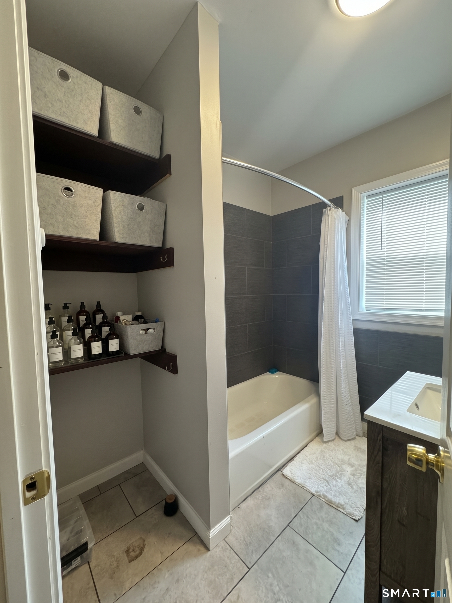 214 Wood Street Waterbury CT 06704