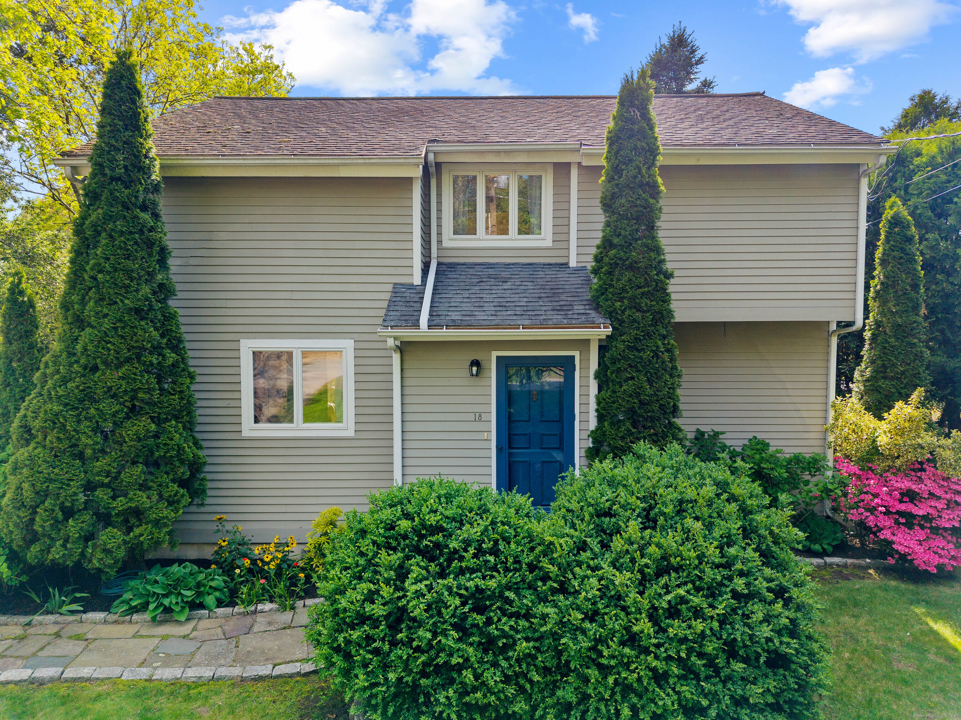 18 Charles Street Groton CT 06355