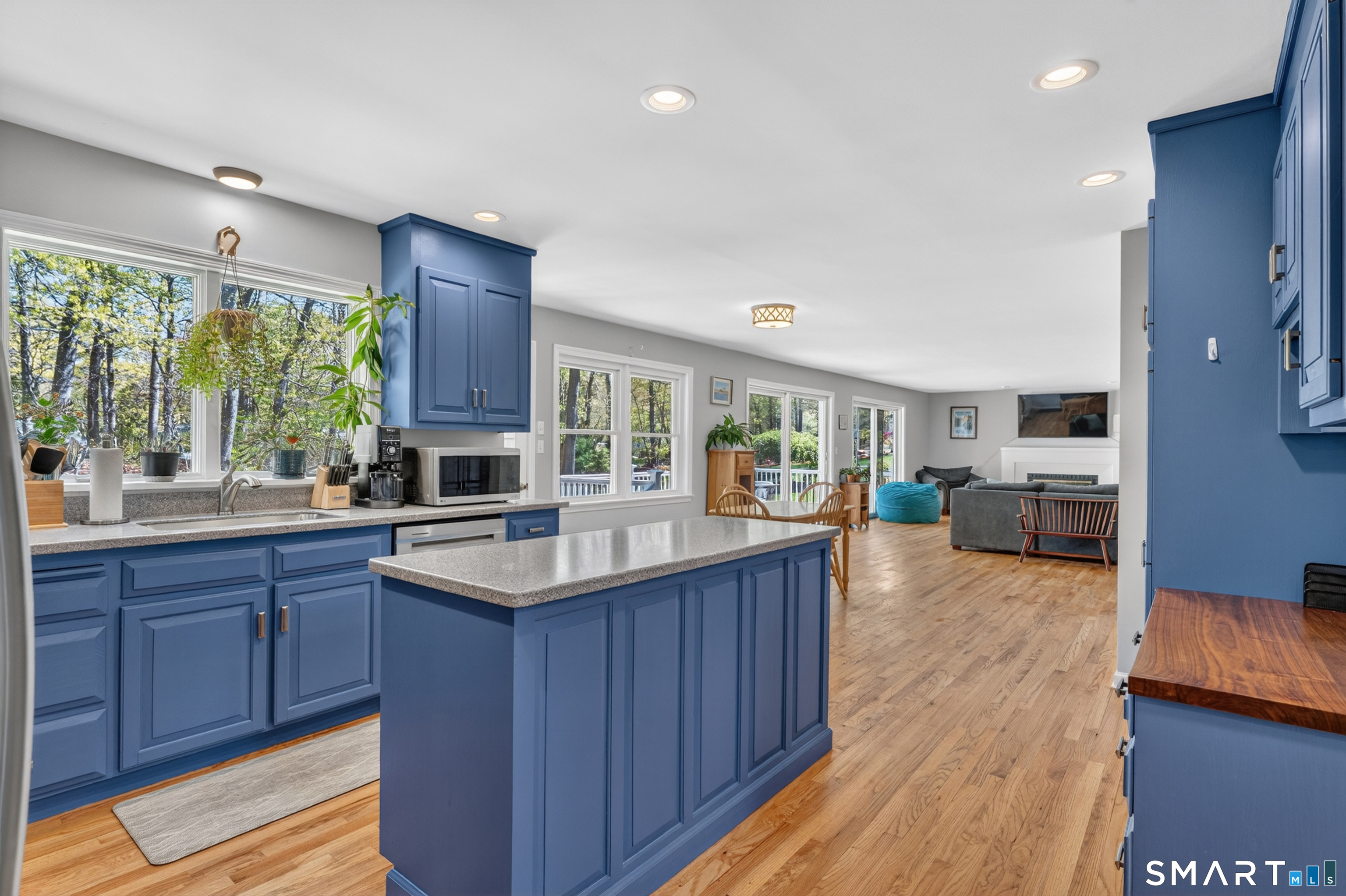 6 Jean Drive East Lyme CT 06333