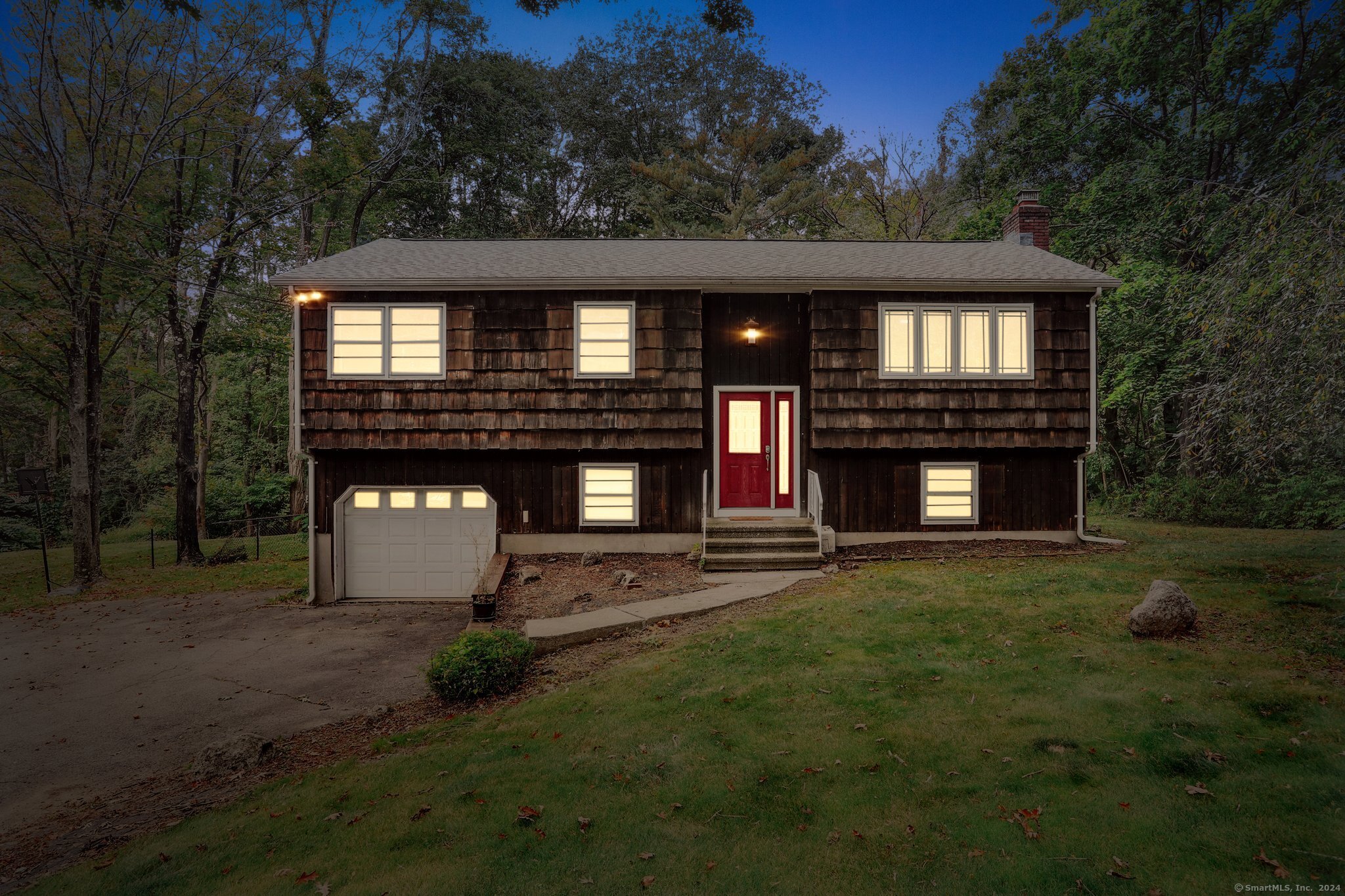 130-132 Great Plain Road Danbury CT 06811