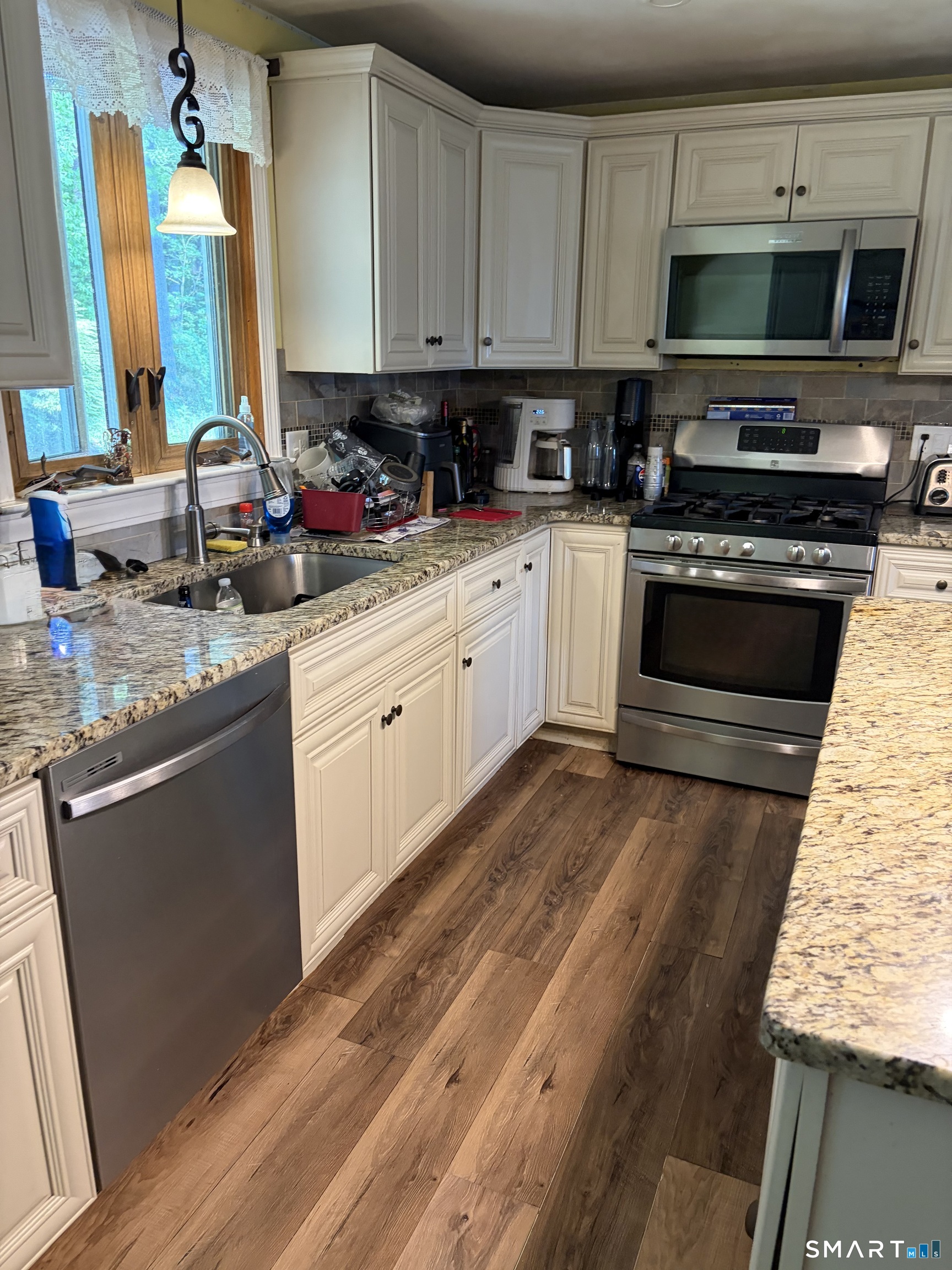 32 Brook Road Enfield CT 06082