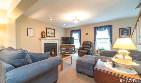 20 Holly Bush Lane Norwich CT 06360