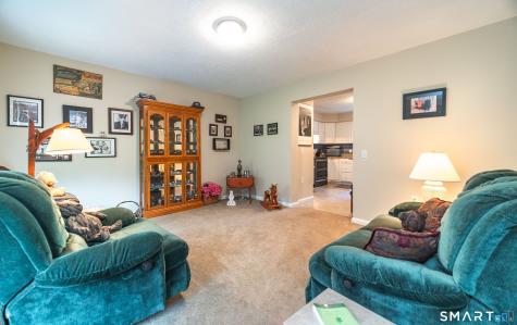 20 Holly Bush Lane Norwich CT 06360