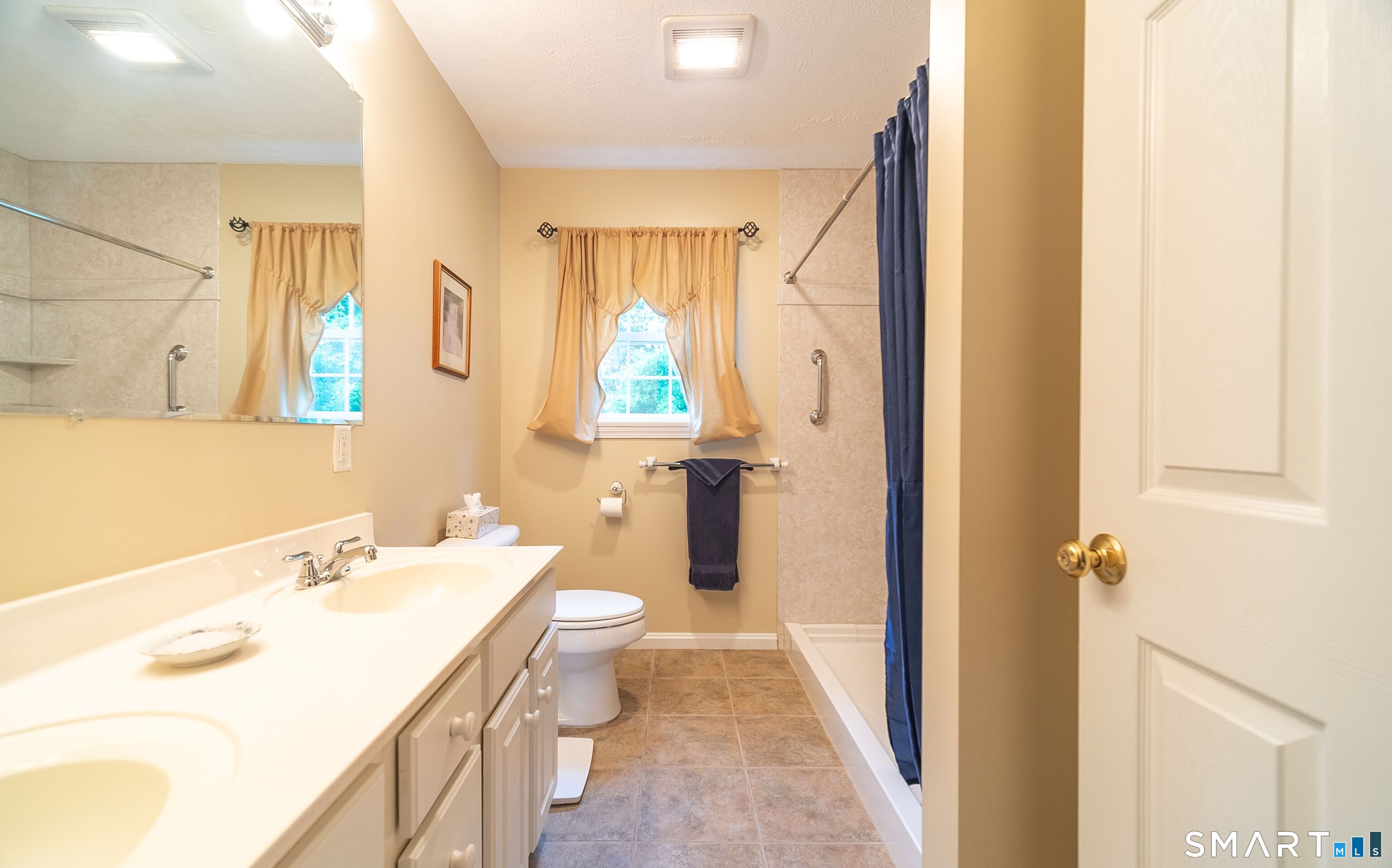 20 Holly Bush Lane Norwich CT 06360