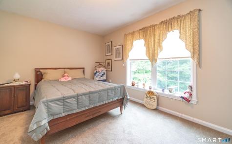 20 Holly Bush Lane Norwich CT 06360