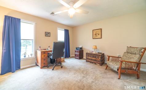 20 Holly Bush Lane Norwich CT 06360