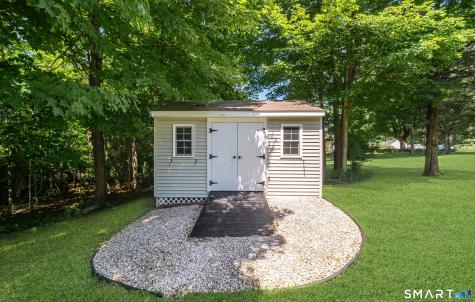 20 Holly Bush Lane Norwich CT 06360