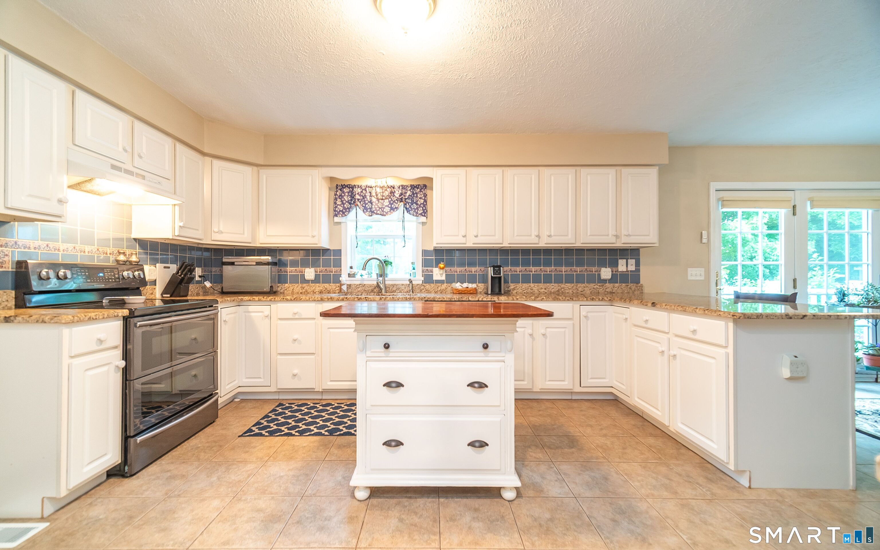 20 Holly Bush Lane Norwich CT 06360