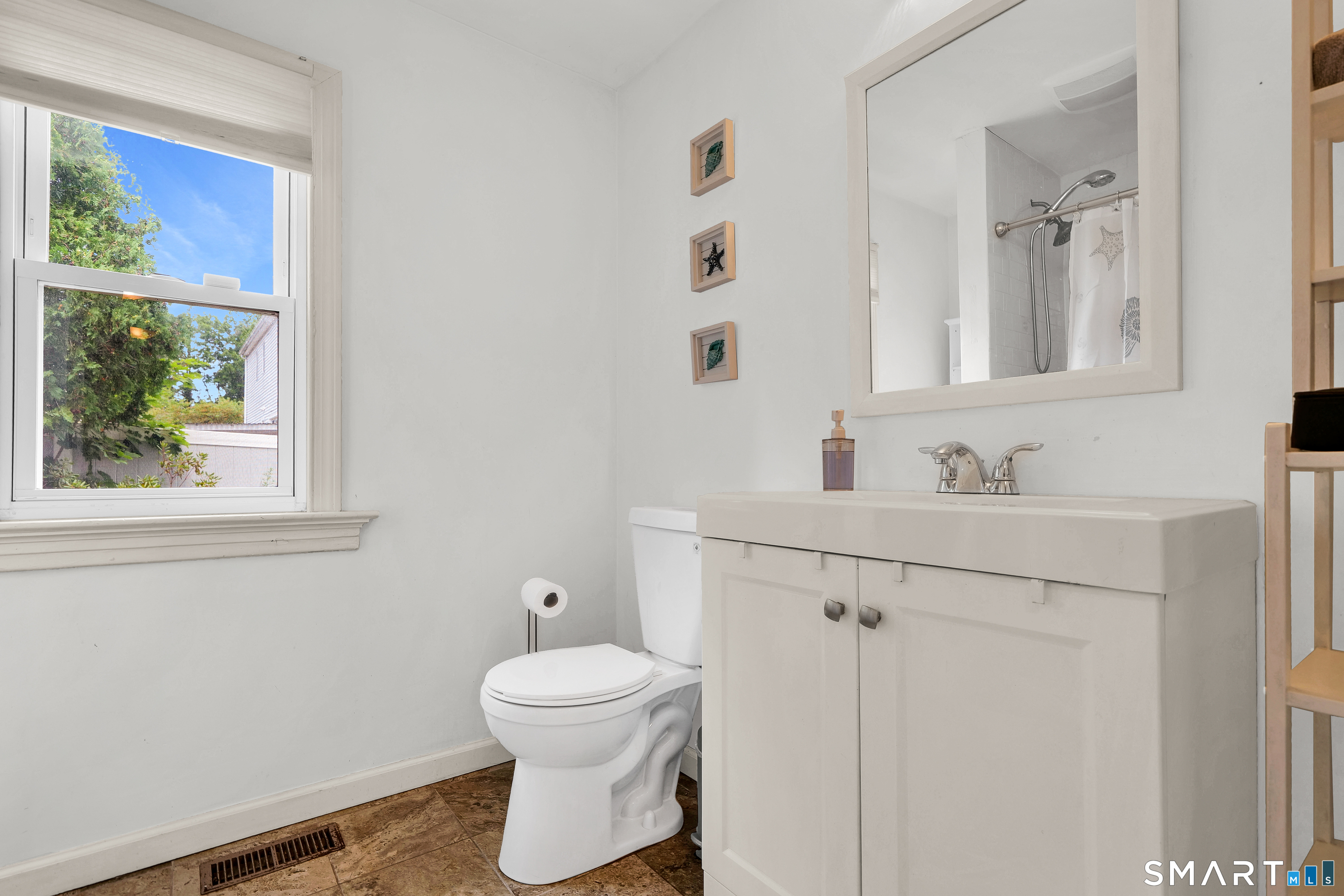 196 Waite Street Hamden CT 06517