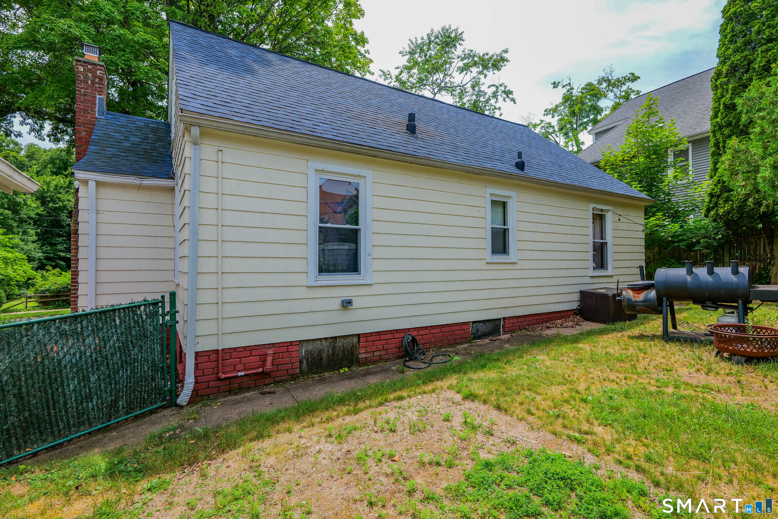 196 Waite Street Hamden CT 06517