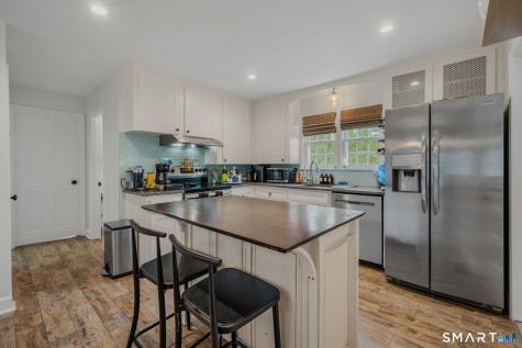 28 Mill Creek Road Branford CT 06405