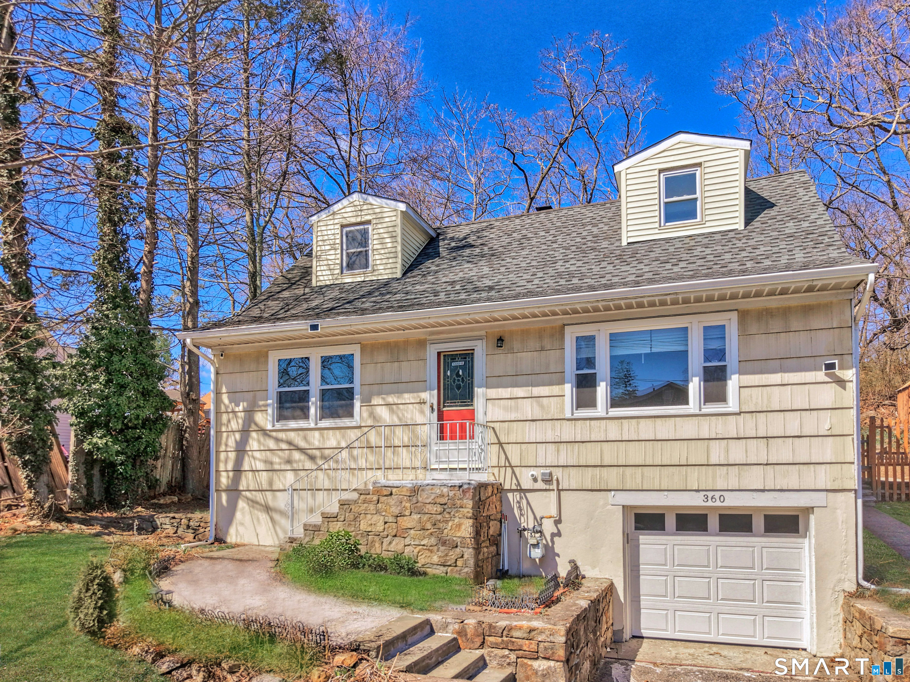 360 Vincellette Street Bridgeport CT 06606