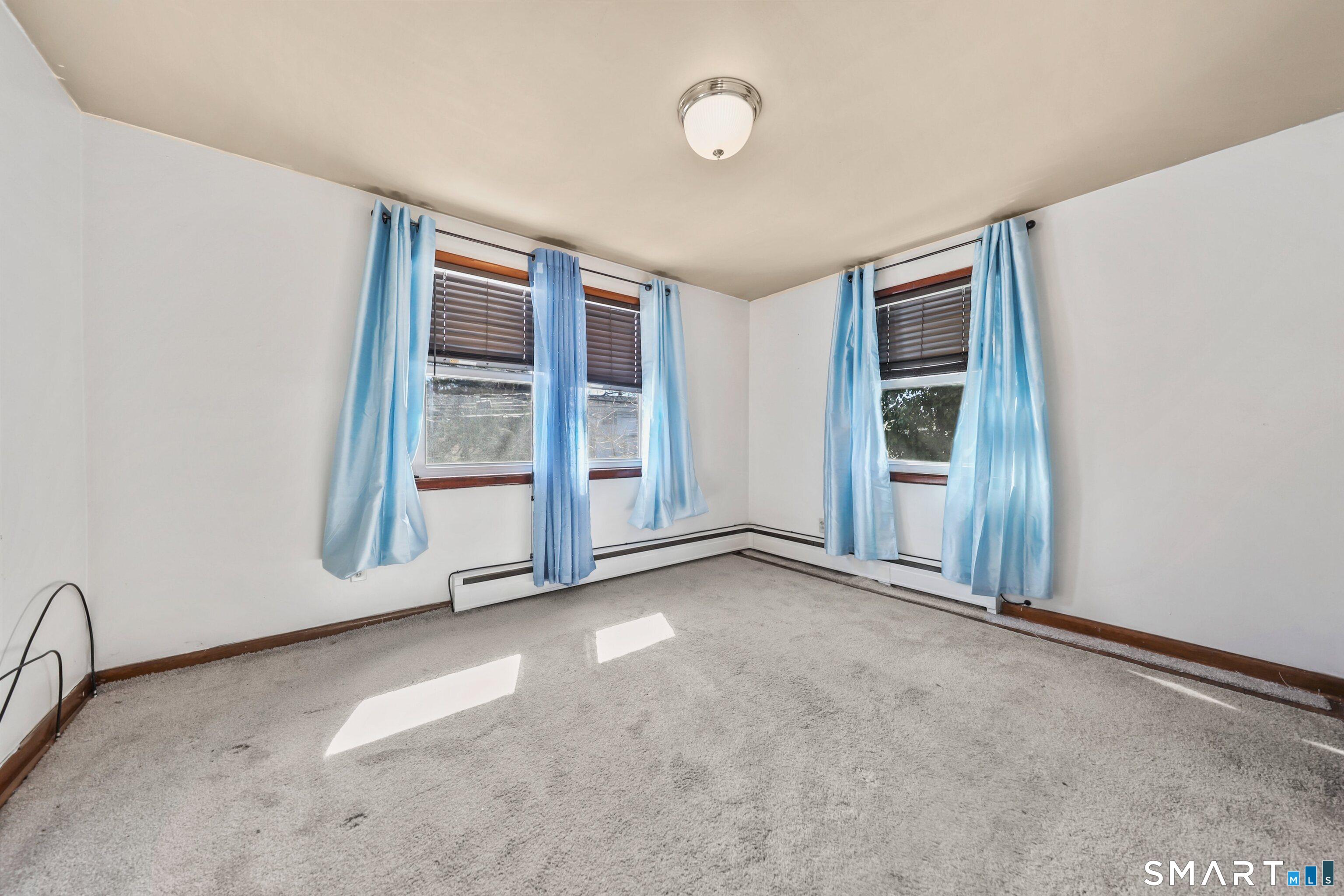 360 Vincellette Street Bridgeport CT 06606