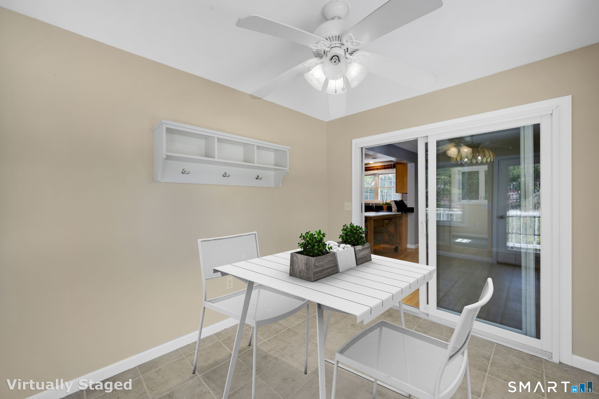 5 Central Avenue East Lyme CT 06357
