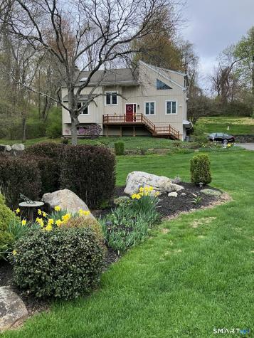 22 Flintlock Drive Danbury CT 06811