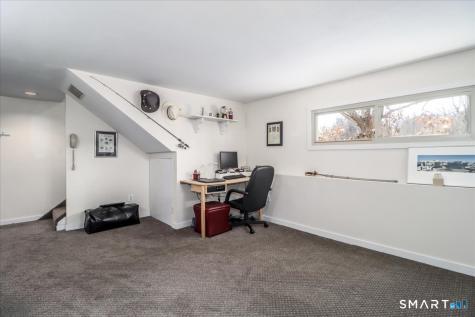 22 Flintlock Drive Danbury CT 06811