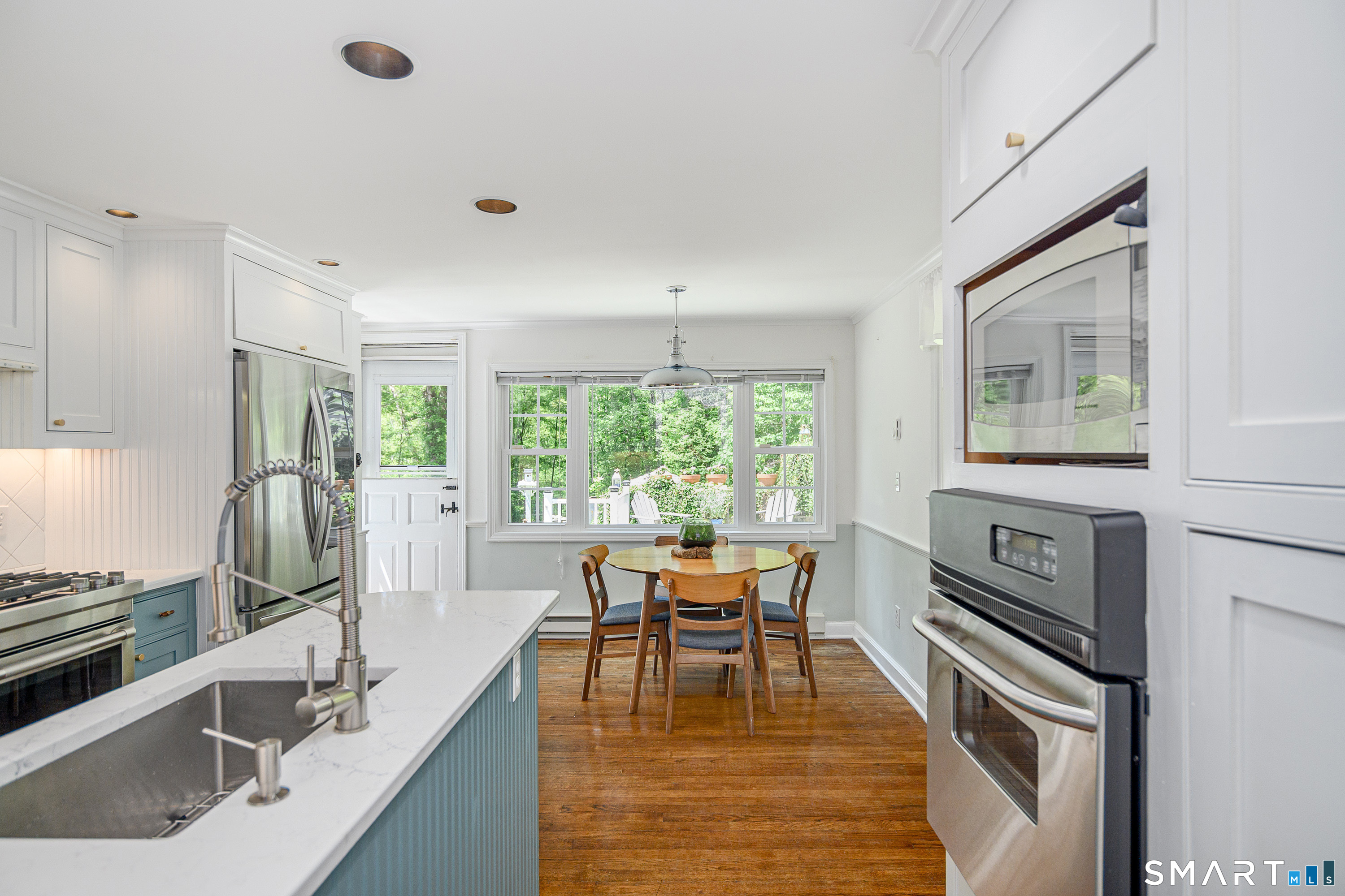 77 Crest Road Middlebury CT 06762