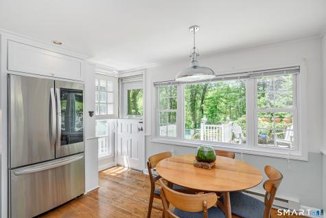 77 Crest Road Middlebury CT 06762