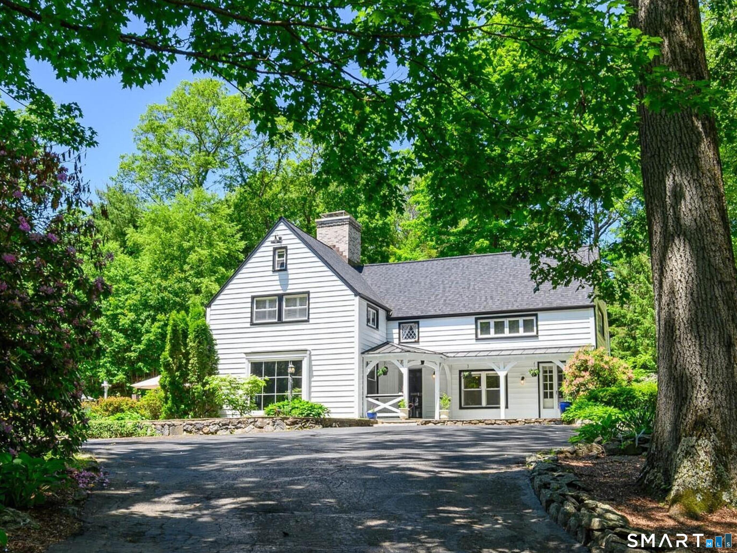 77 Crest Road Middlebury CT 06762