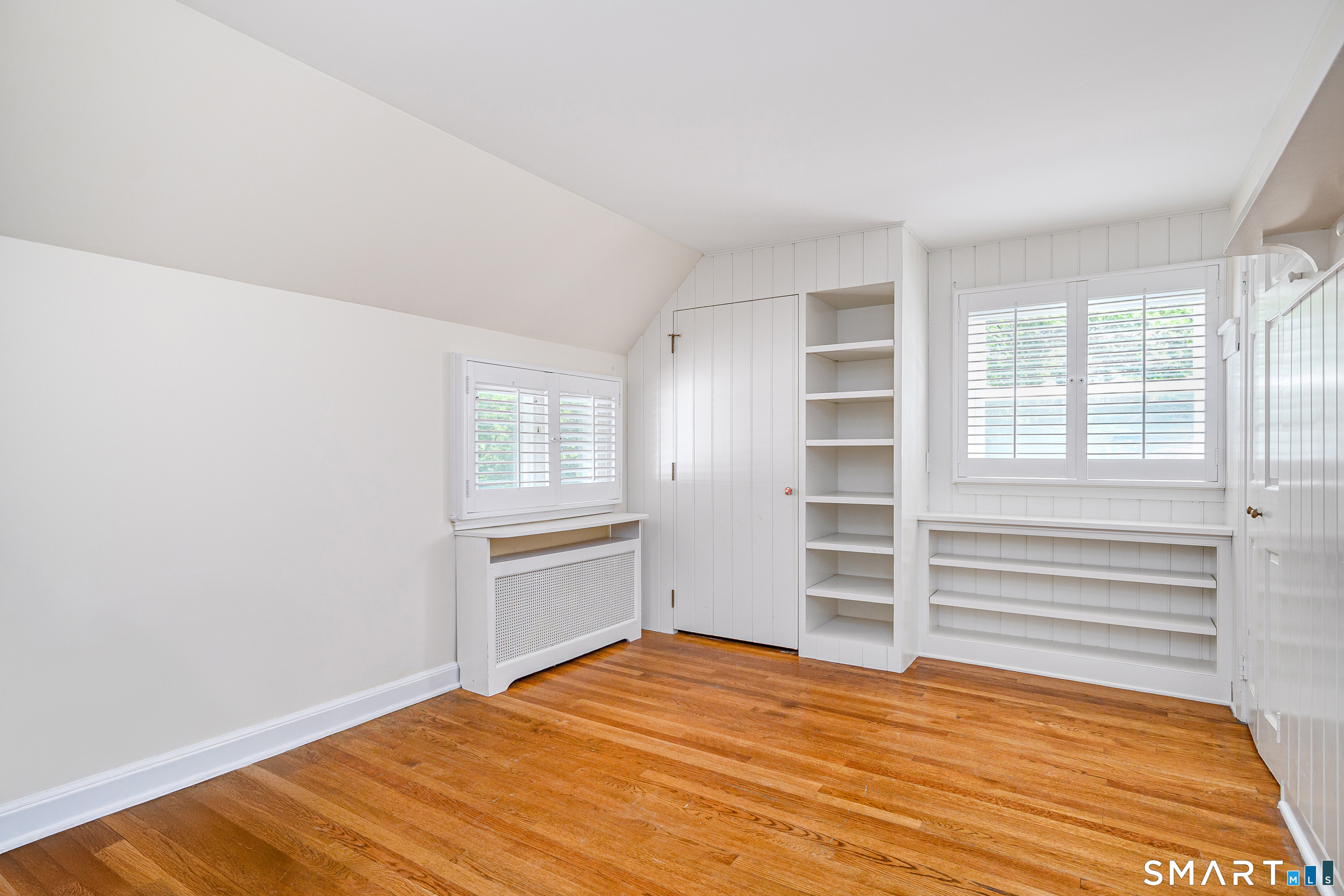 77 Crest Road Middlebury CT 06762