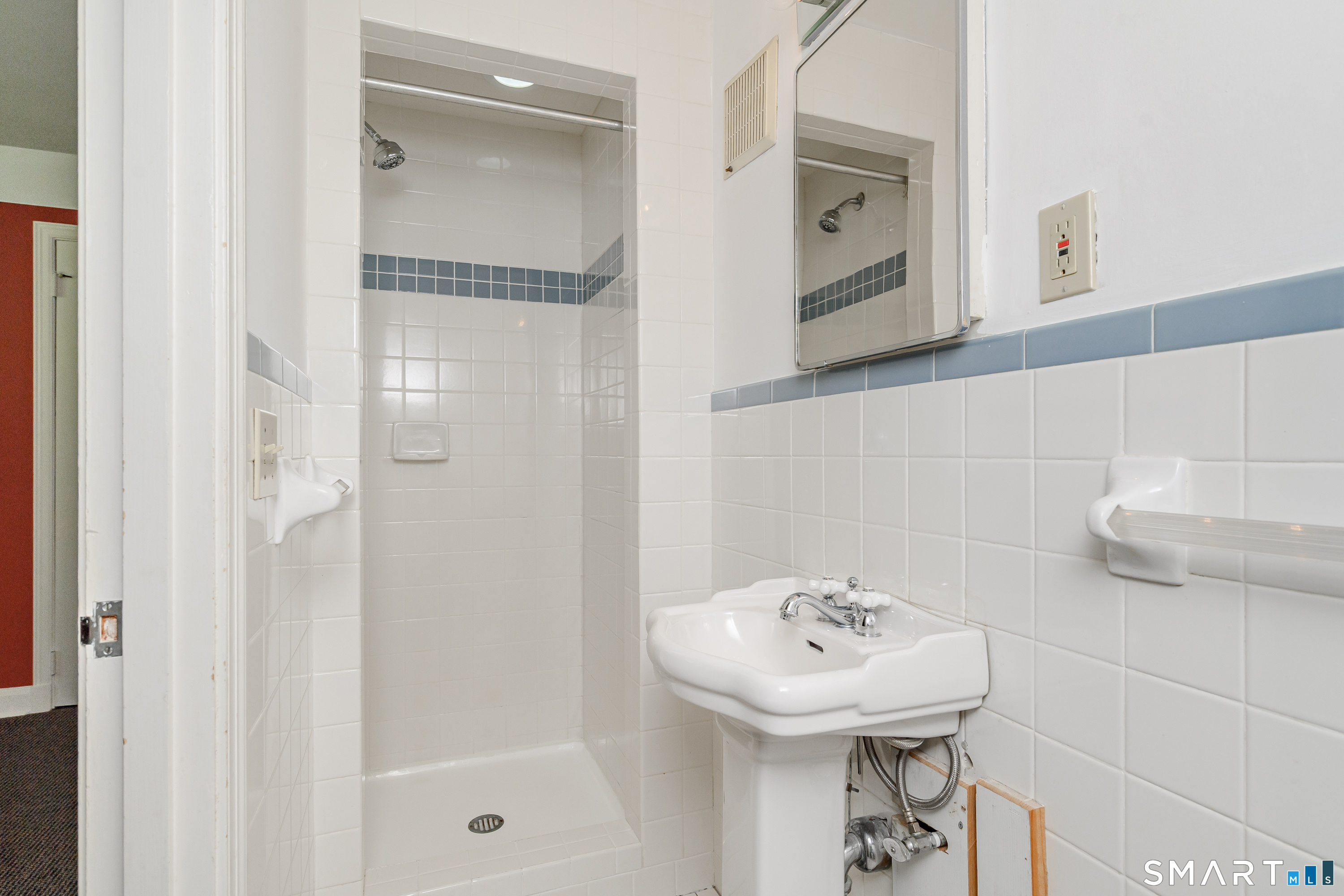 77 Crest Road Middlebury CT 06762