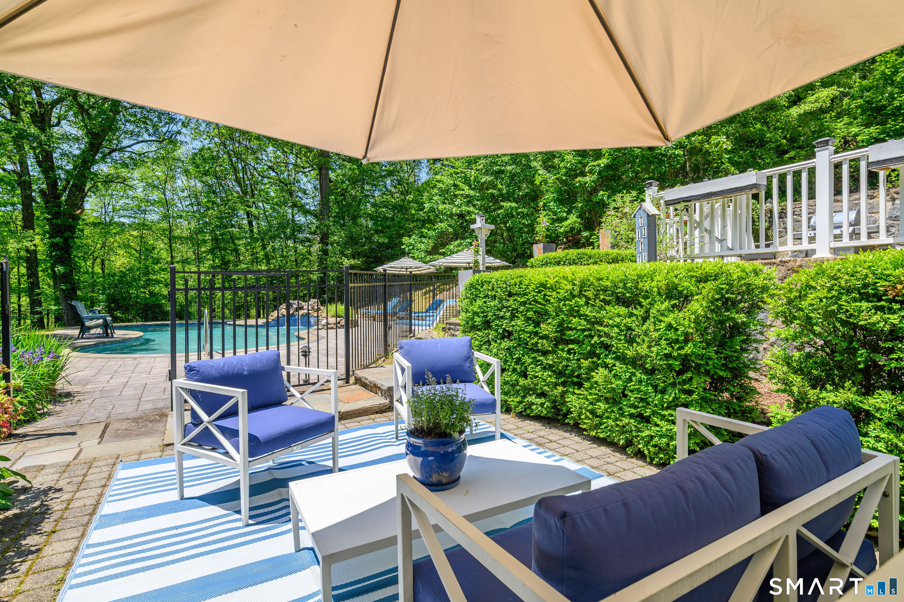 77 Crest Road Middlebury CT 06762