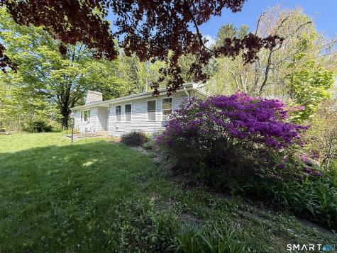 43 Bethwood Lane Woodbury CT 06798