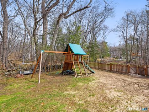 7 Mcguire Road Trumbull CT 06611