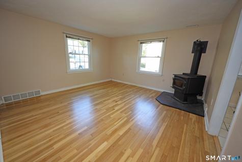 103 Fenway Drive Hamden CT 06517