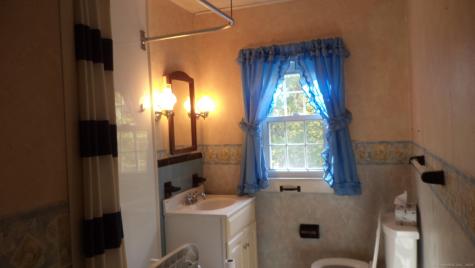 280 Newtown Turnpike Redding CT 06896