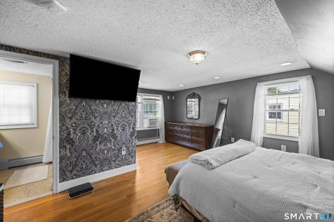 33 Chester Drive Manchester CT 06040