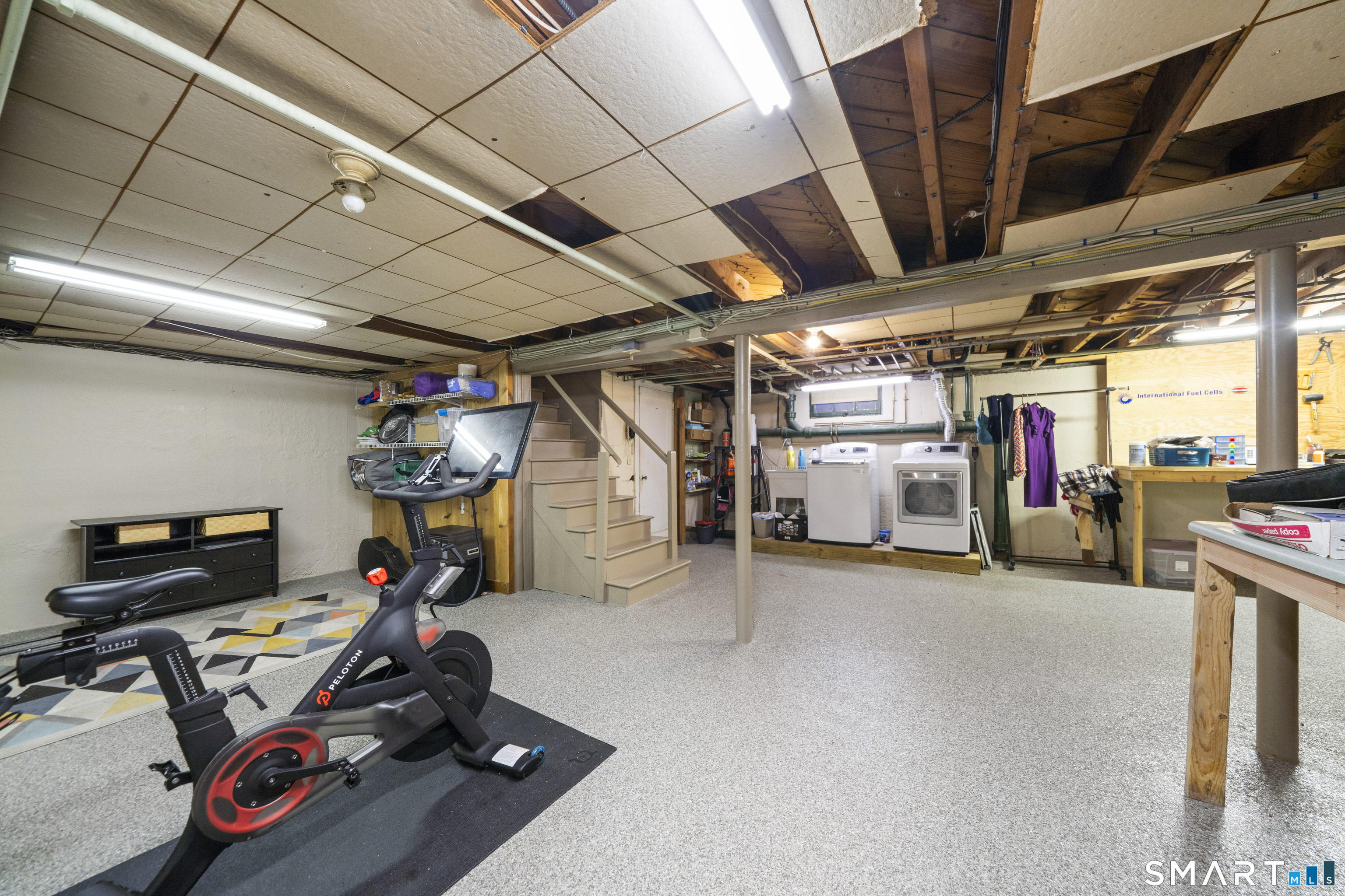 33 Chester Drive Manchester CT 06040