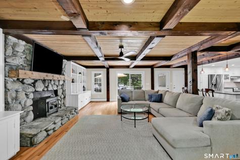 8 Ridge Road Burlington CT 06013