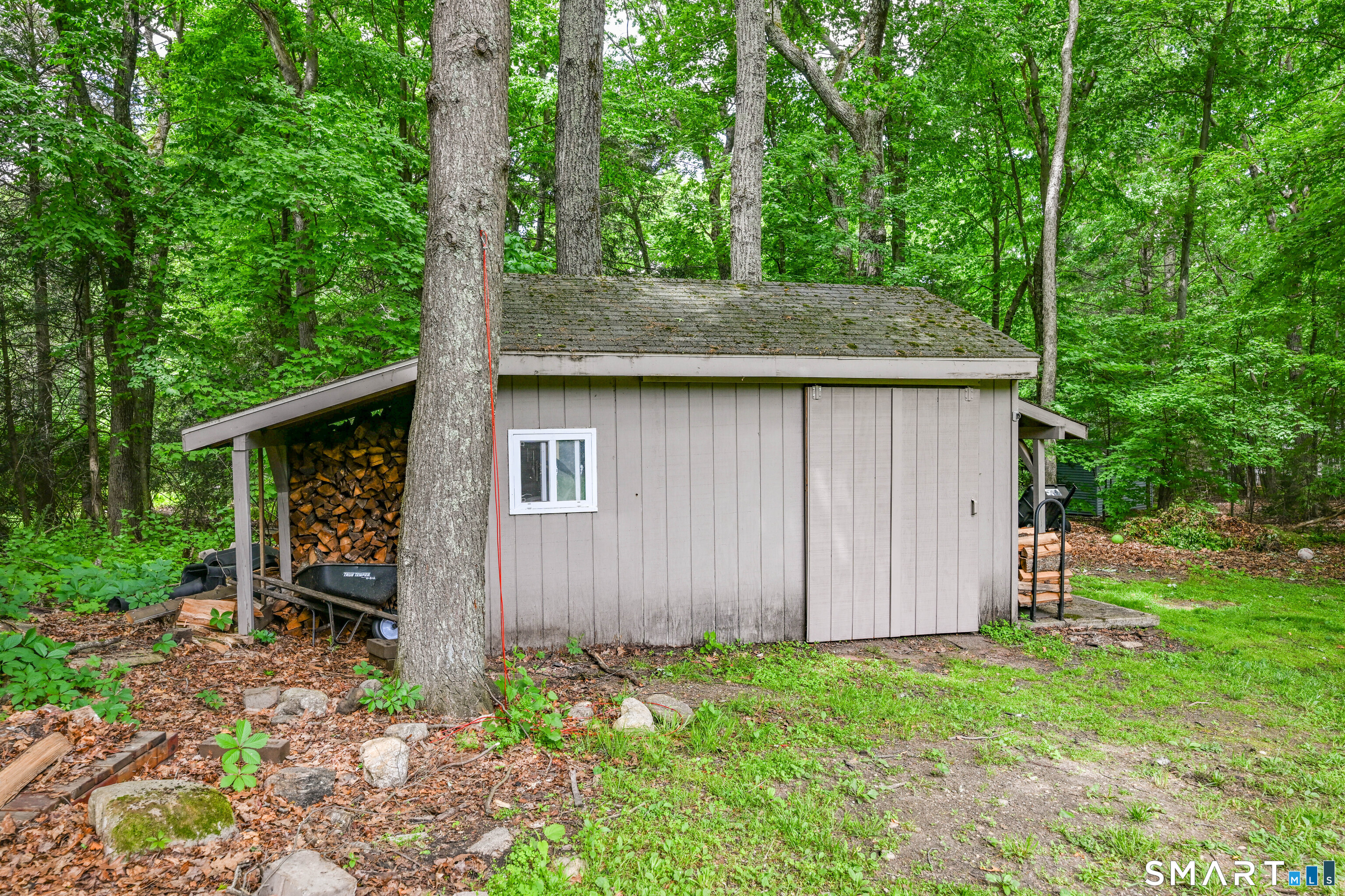 8 Ridge Road Burlington CT 06013