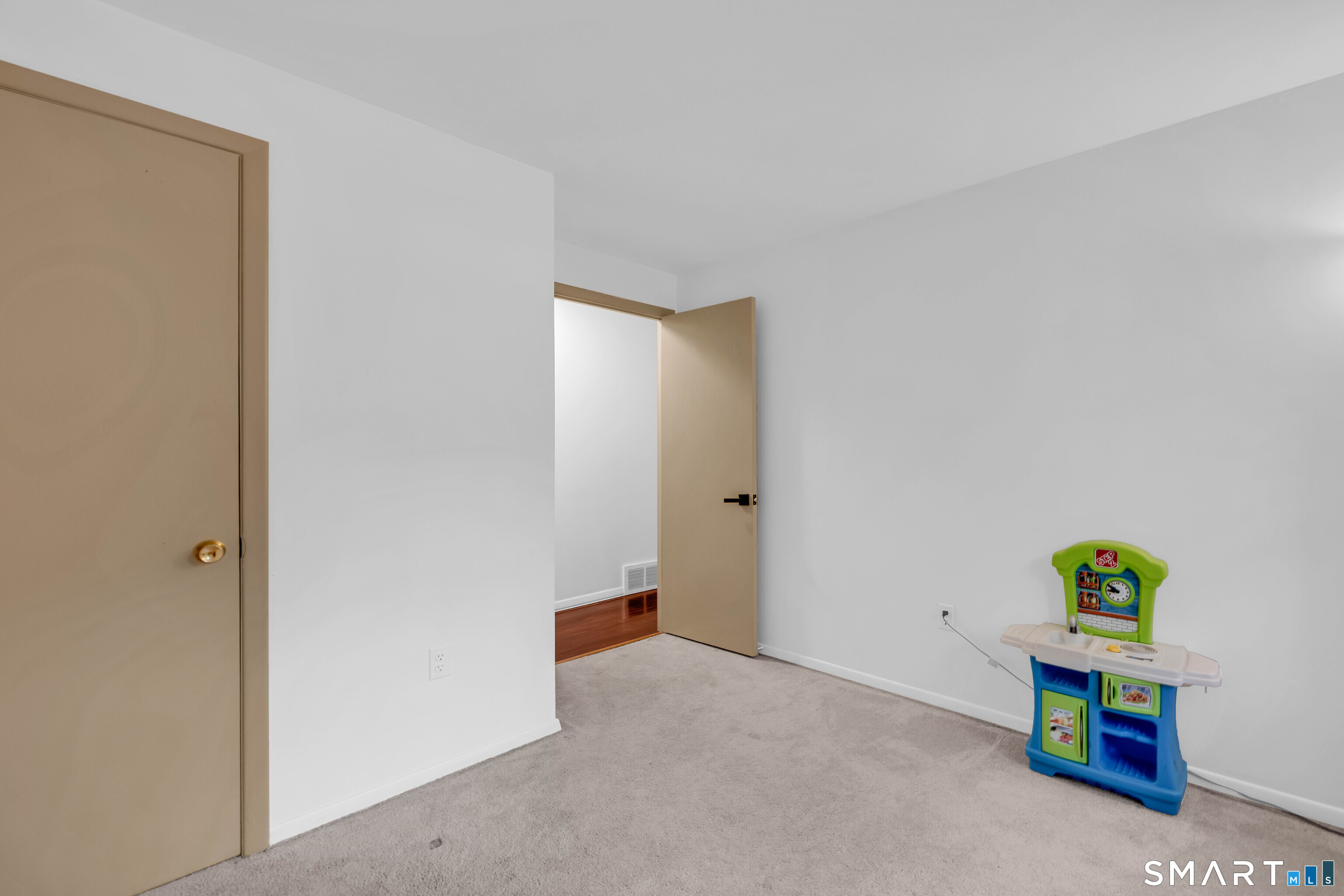 98 Old Meadow Plain Road Simsbury CT 06089