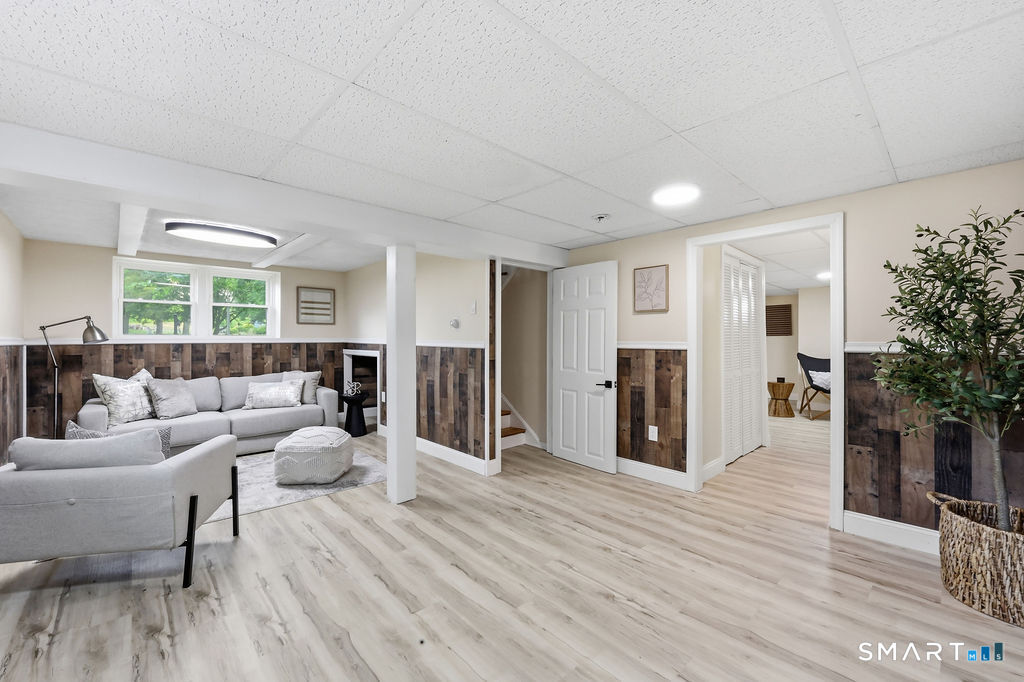 445 Lincoln Drive Cheshire CT 06410